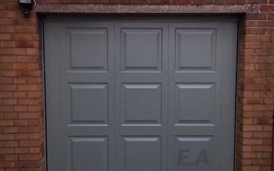 Georgian up and over retractable steel framed garage door